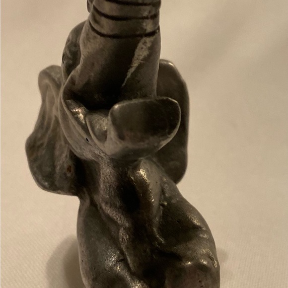 Adorable Vintage Metal Laughing Elephant Bottle Opener. - Picture 2 of 4